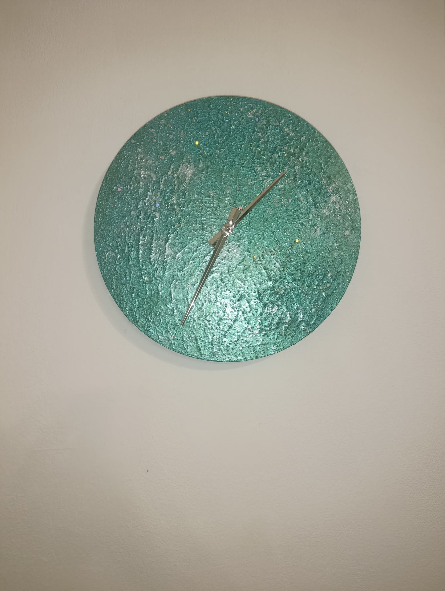Orologio Da Parete in Legno, gesso color Tiffany Glitter 30 cm di diametro