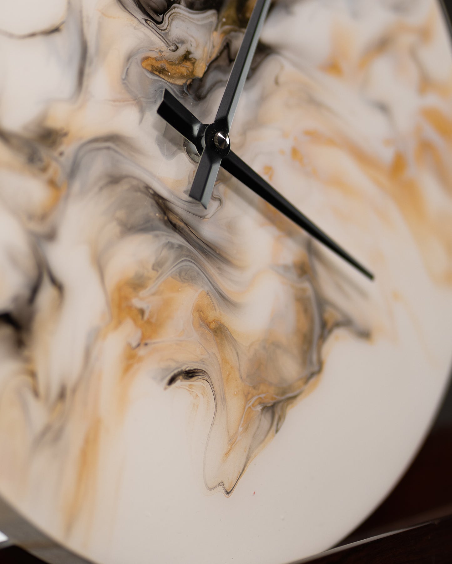 Orologio da Parete in Legno Resina Bianco Oro 30 cm di diametro