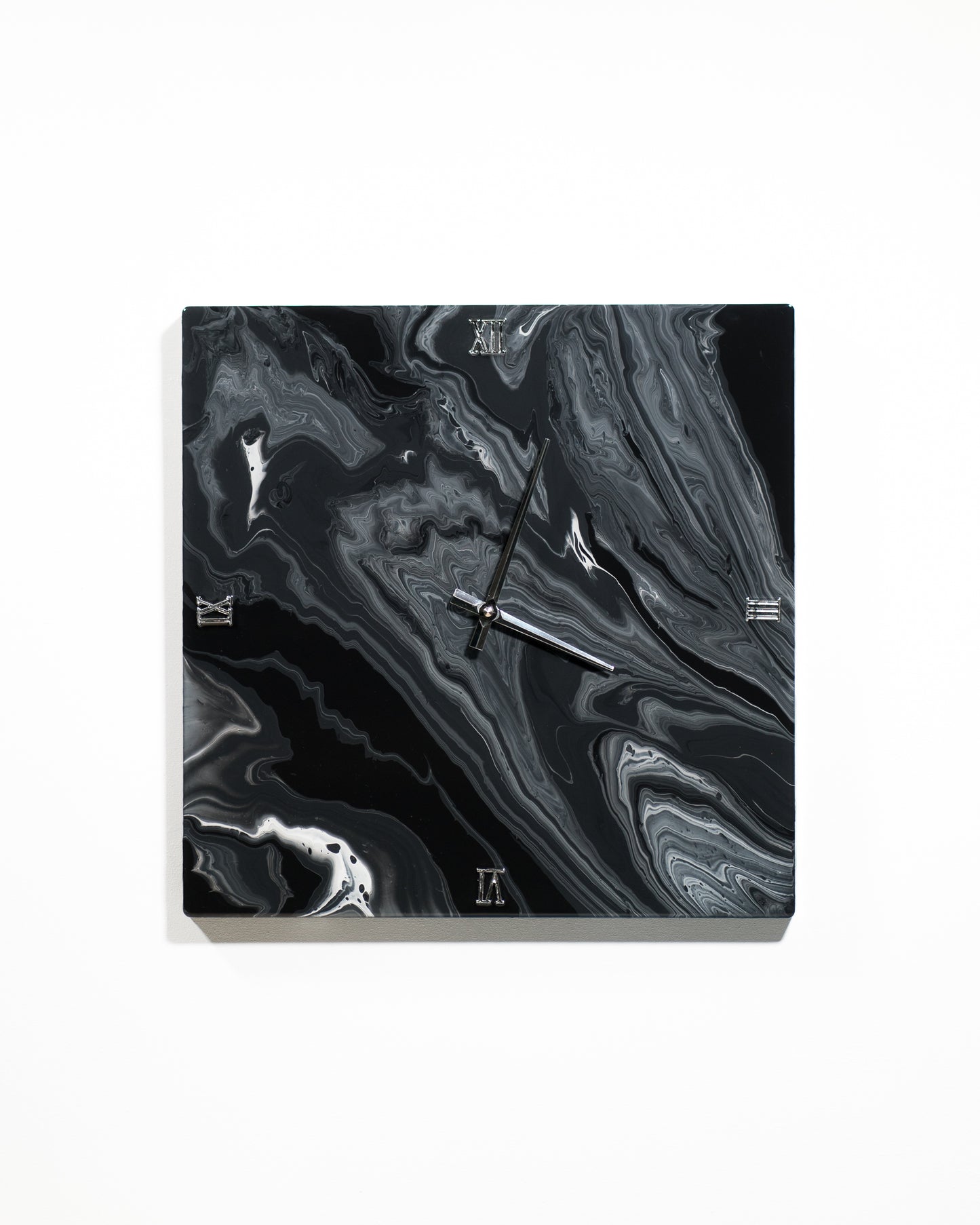 Orologio da Parete in Legno Resina effetto Marmo Nero 40 x 40 cm