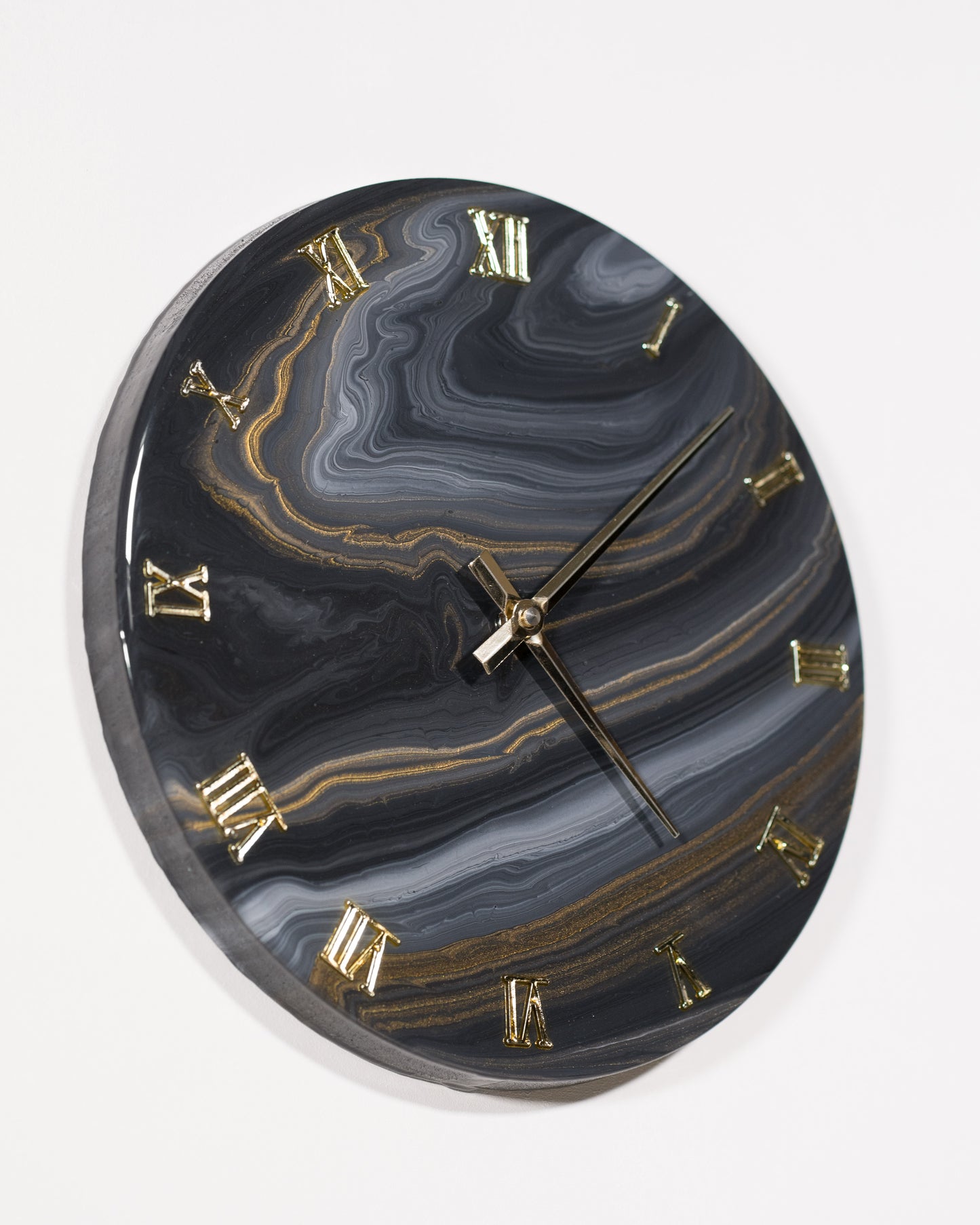 Orologio da Parete in Legno Resina effetto Marmo Nero e Oro 30 cm di diametro