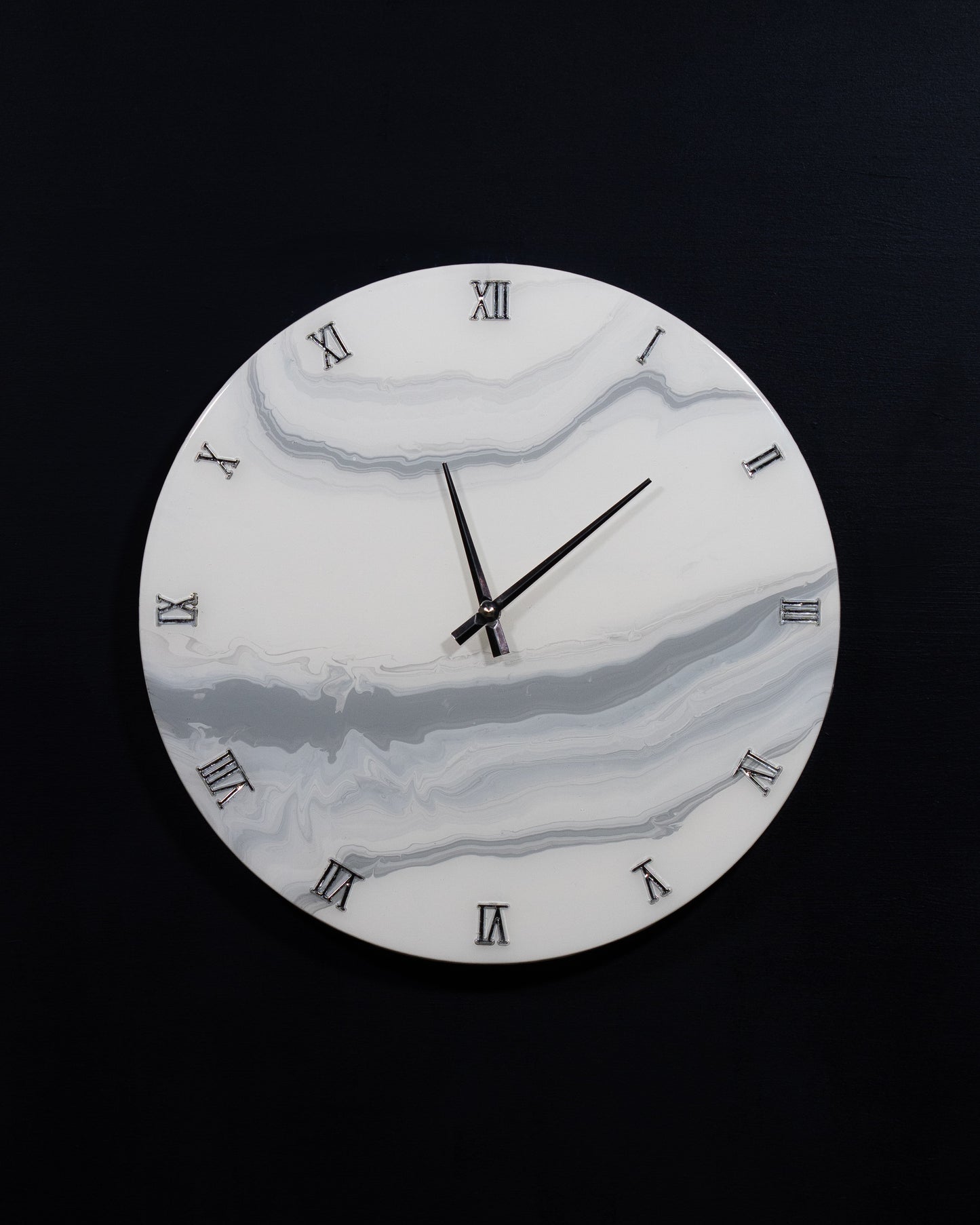 Orologio Da Parete in Resina Circolare – Effetto Marmo Carrara
