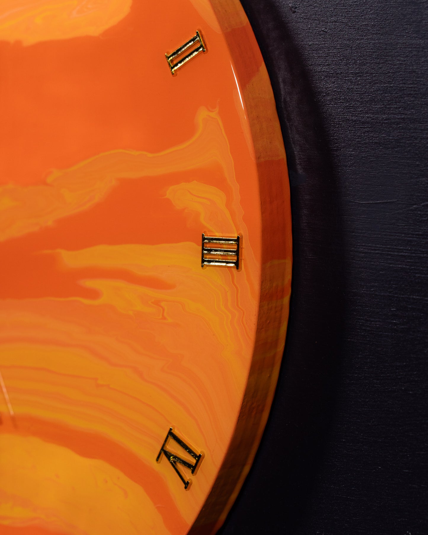 Orologio da Parete in Legno Resina Arancione 40 cm di diametro
