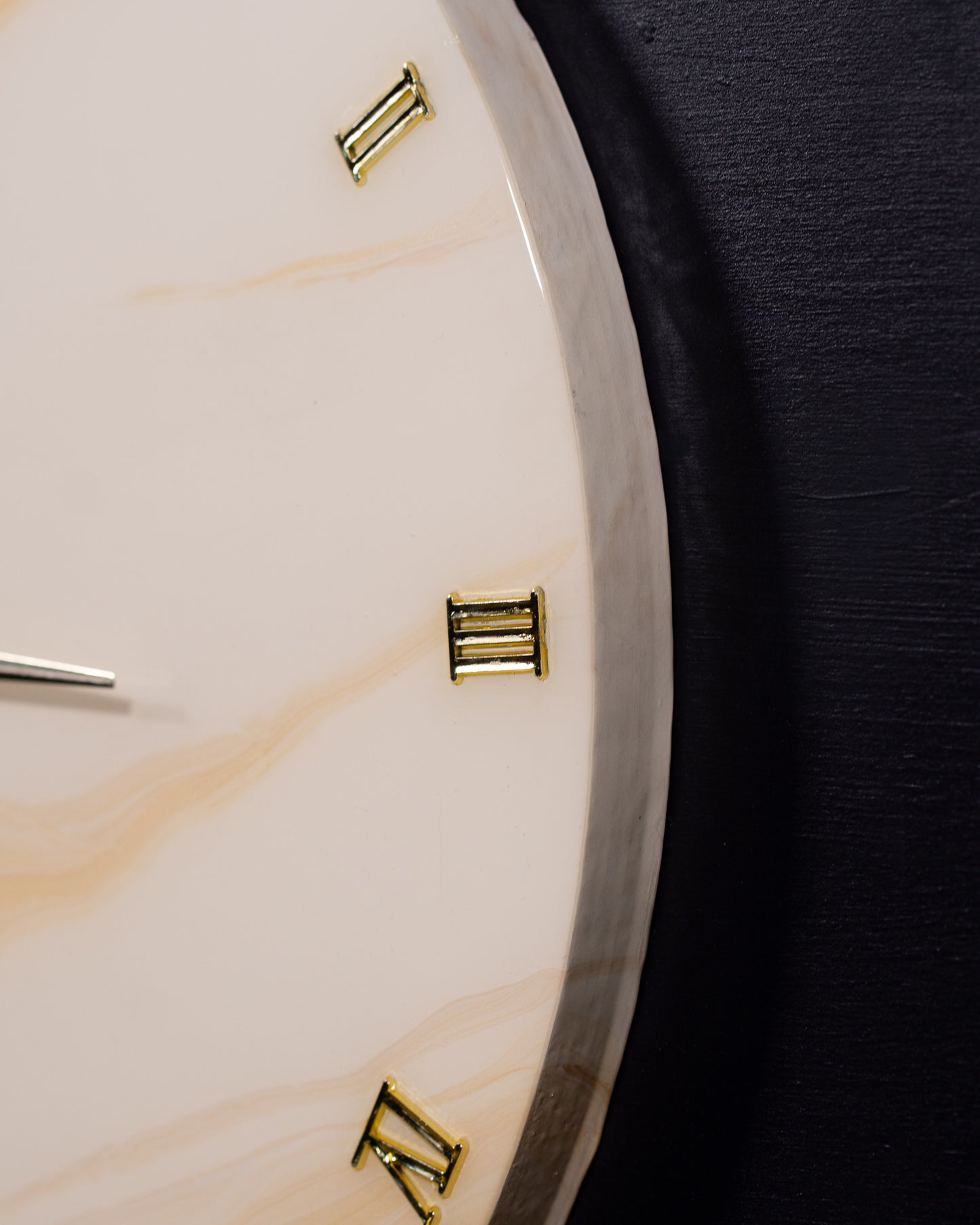 Orologio da Parete in Legno Resina Bianco Oro 40 cm di diametro