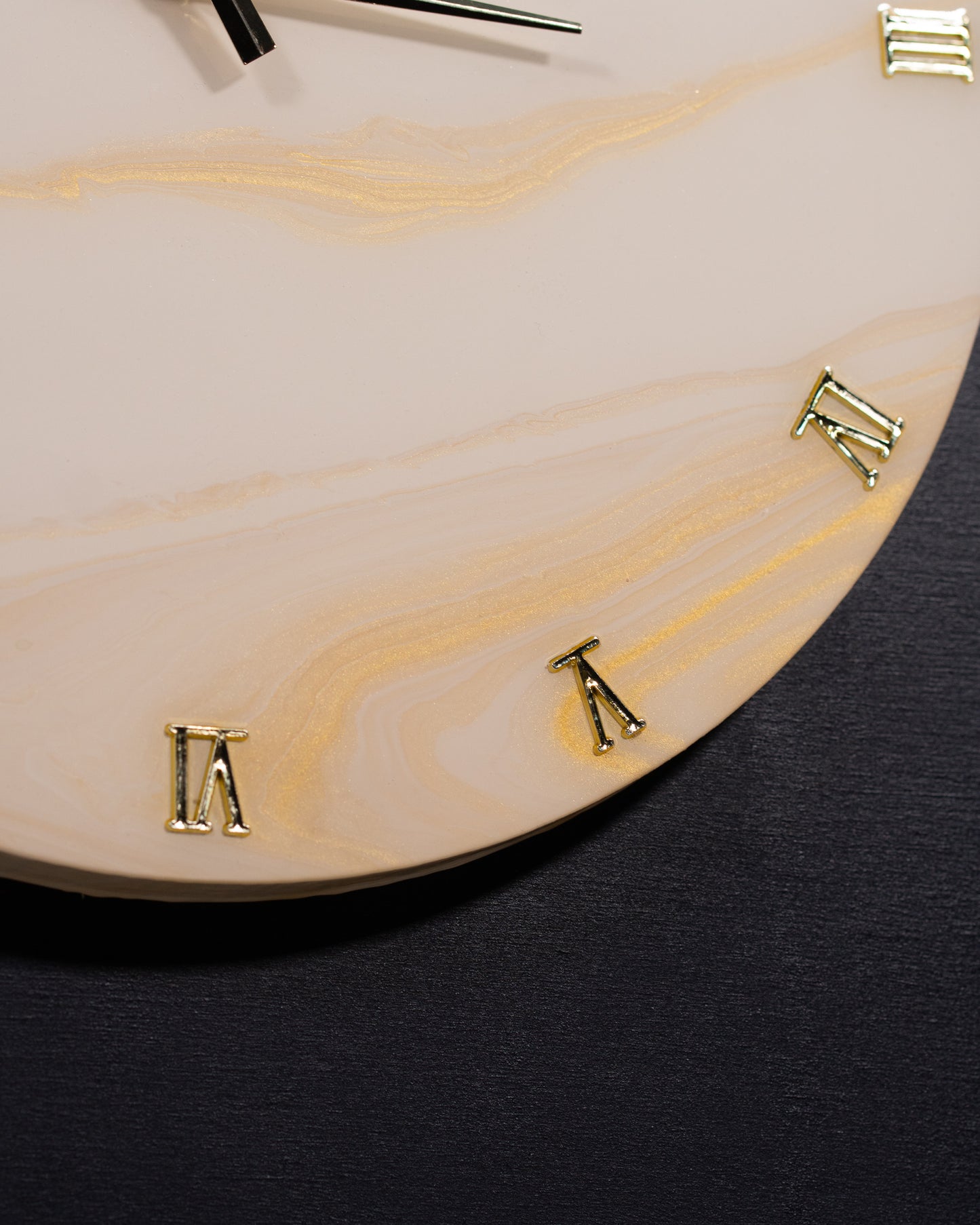Orologio da Parete in Legno Resina Bianco Oro 40 cm di diametro