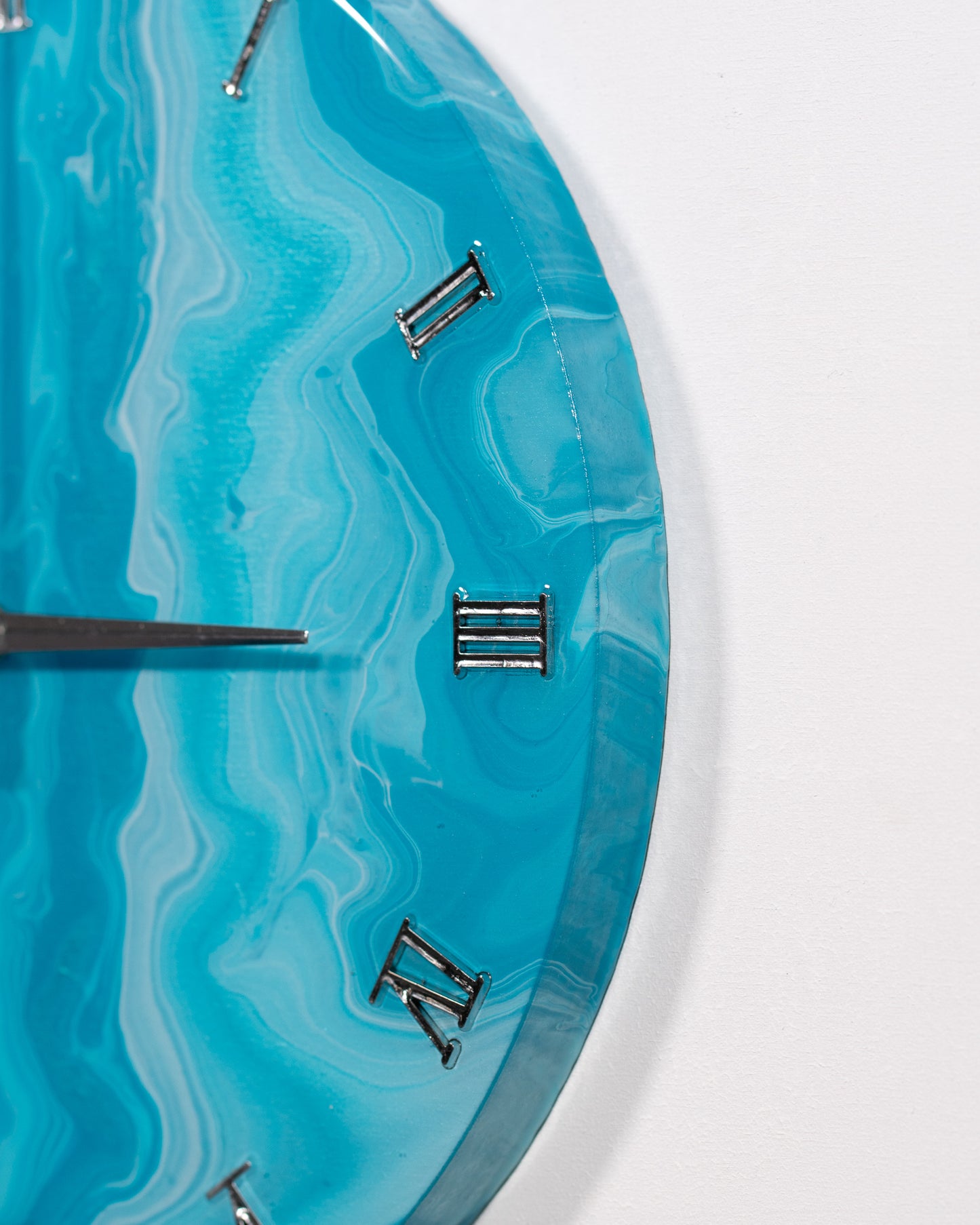 Orologio da Parete in Legno Resina effetto Marmo Azzurro 30 cm di diametro