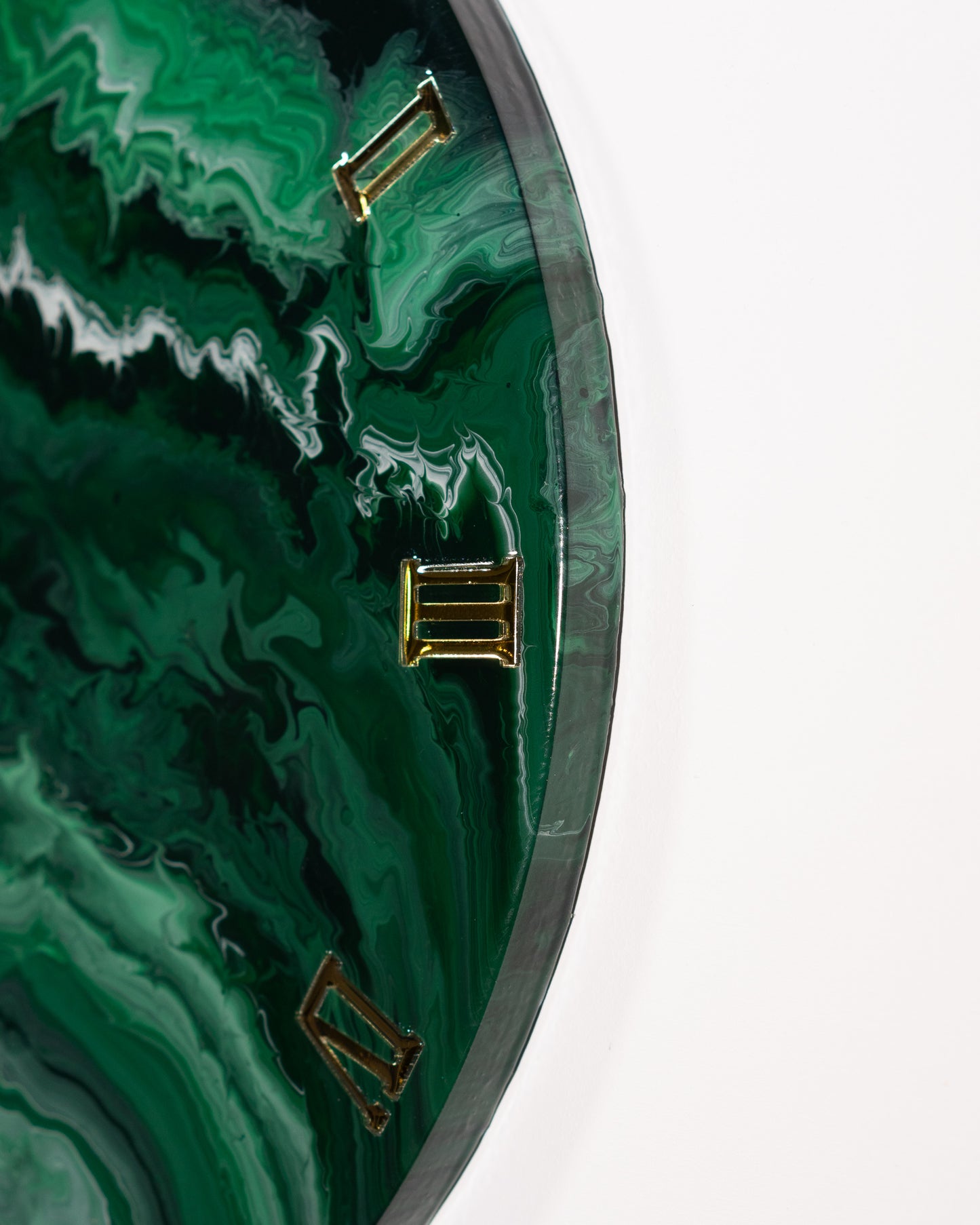 Orologio da Parete in Legno Resina effetto Marmo Verde Alpi 50 cm di diametro