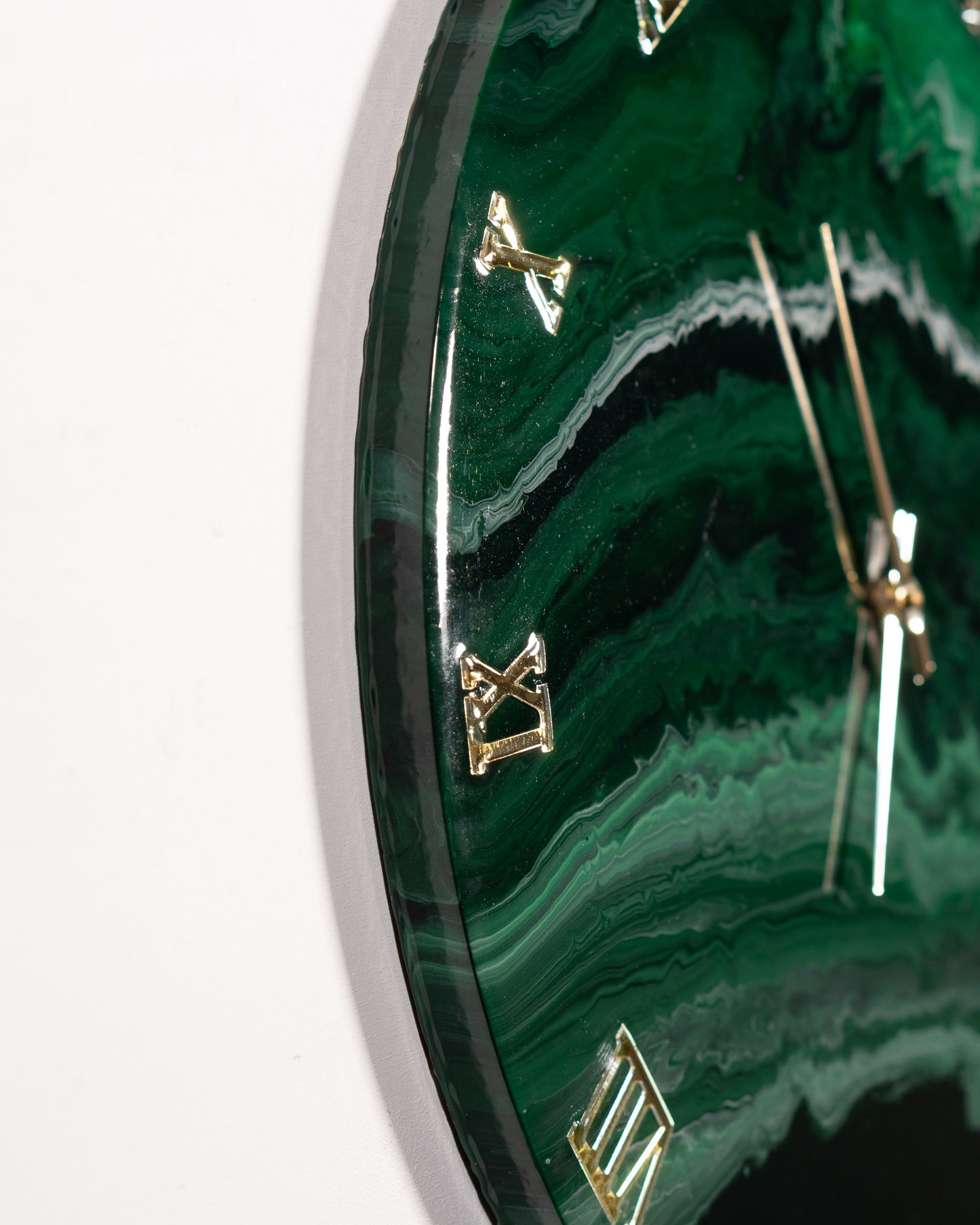 Orologio da Parete in Legno Resina effetto Marmo Verde Alpi 50 cm di diametro