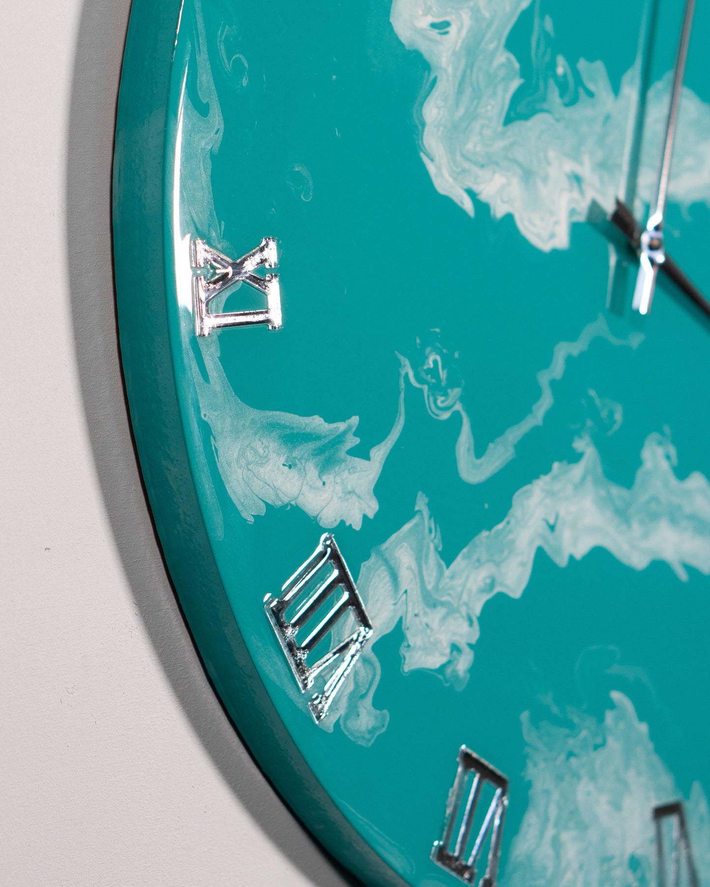 Orologio da Parete in Legno Resina effetto Marmo color Tiffany 50 cm di diametro