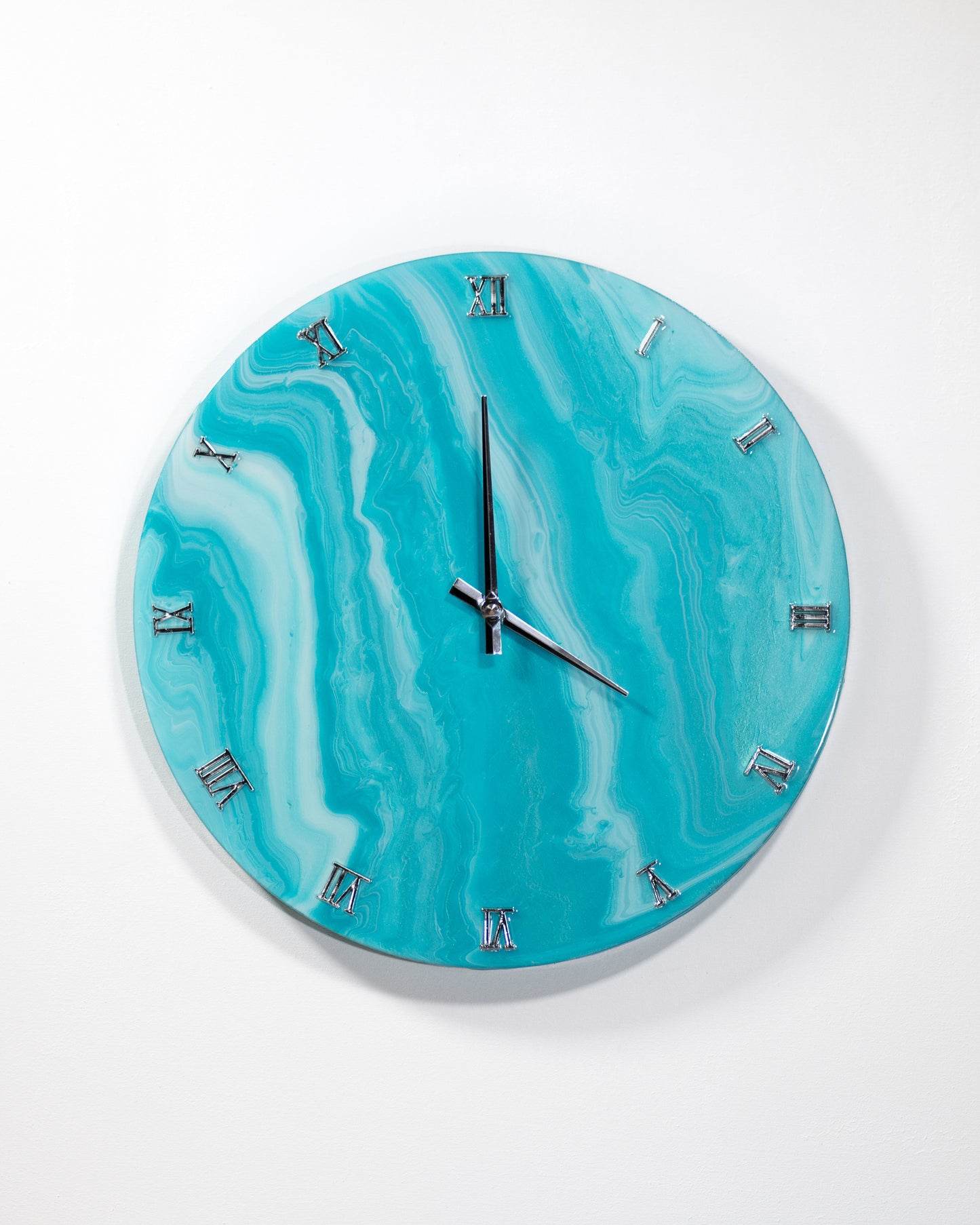Orologio da Parete in Resina effetto Marmo Azzurro Base in legno 40 cm di diametro