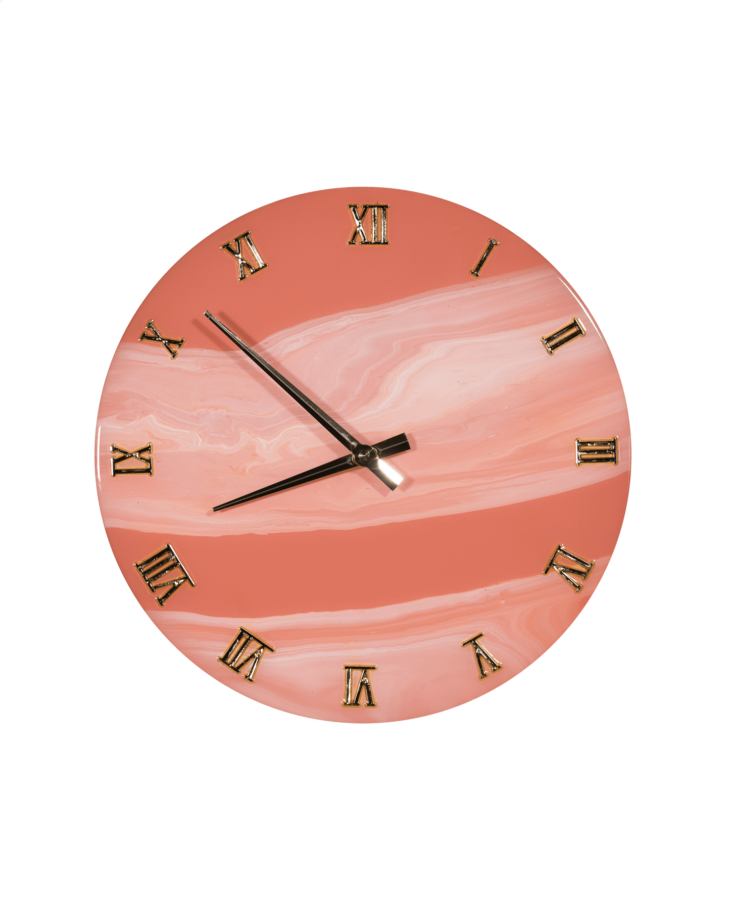 Orologio circolare da parete in resina epossidica effetto marmo Rosa su sfondo bianco